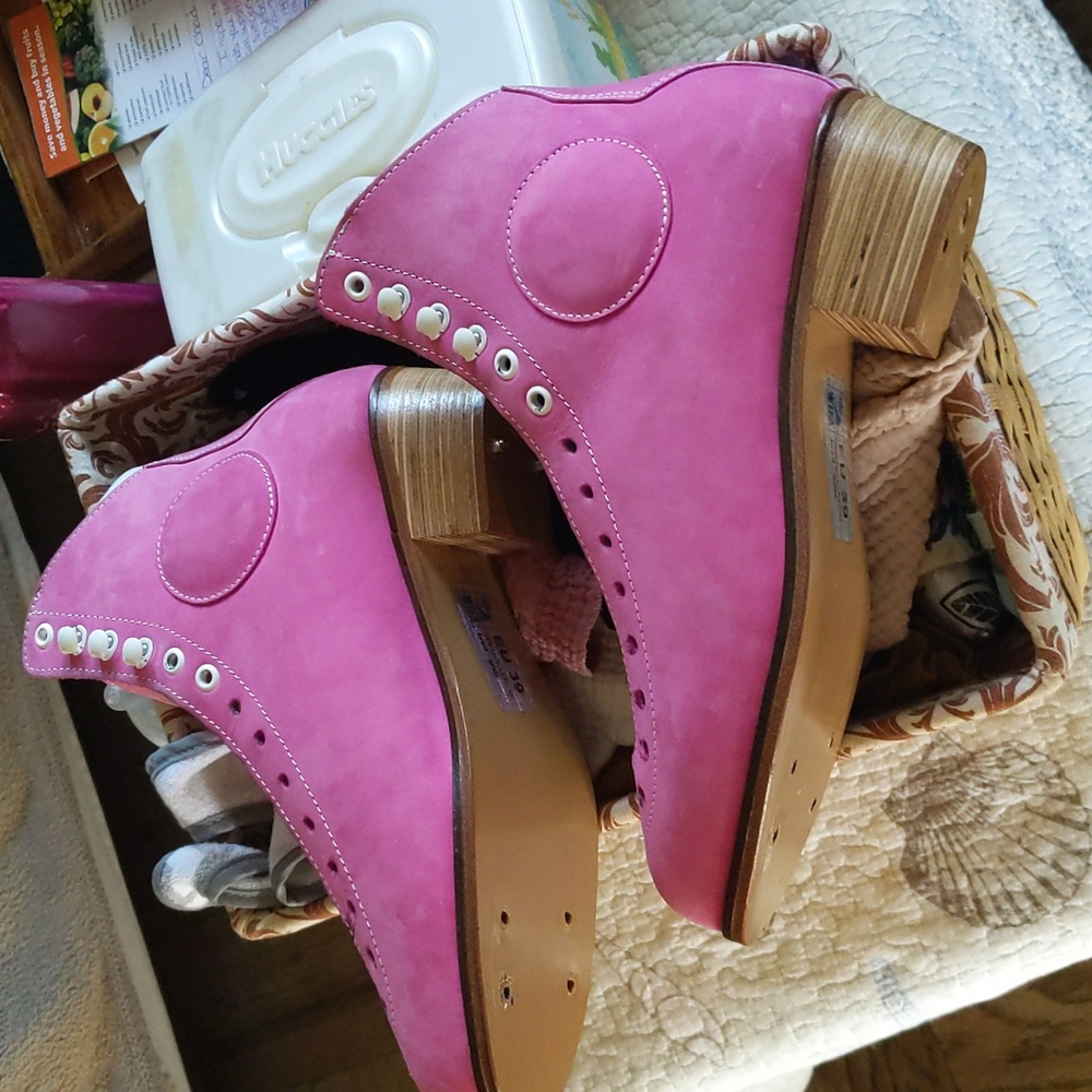 WIFA Rollerskating boots size 39